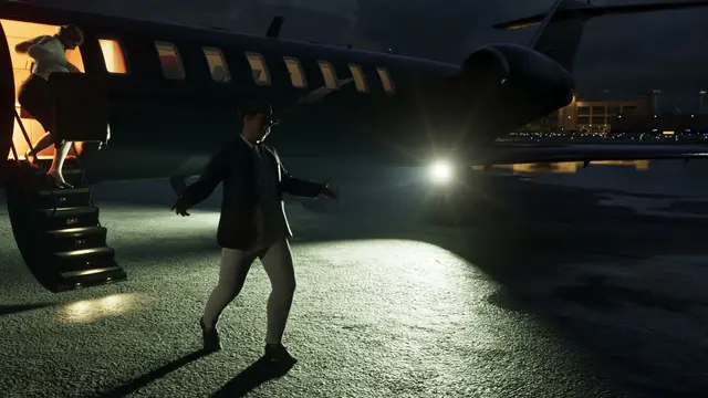 GTA 6 official screenshot — An Extended Look · 19:38 — Night tarmac