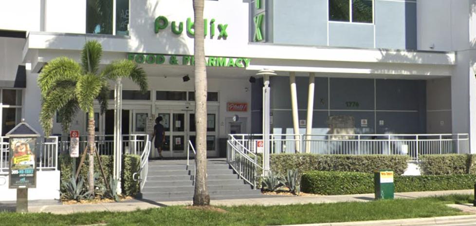 247 Supermarket - Landmark image 2 of 2 in GTA 6